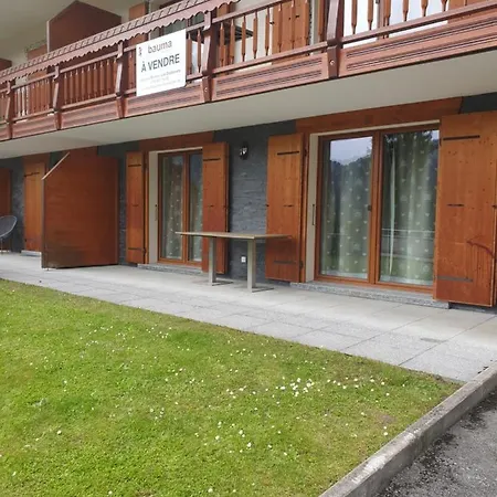 Mit Jacuzzi Und Wellnessraum Mit Direkter Blick Auf Dem *